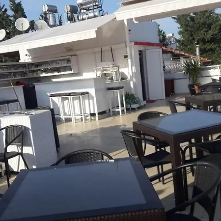 Paradise Kaleici Hotel 2*
